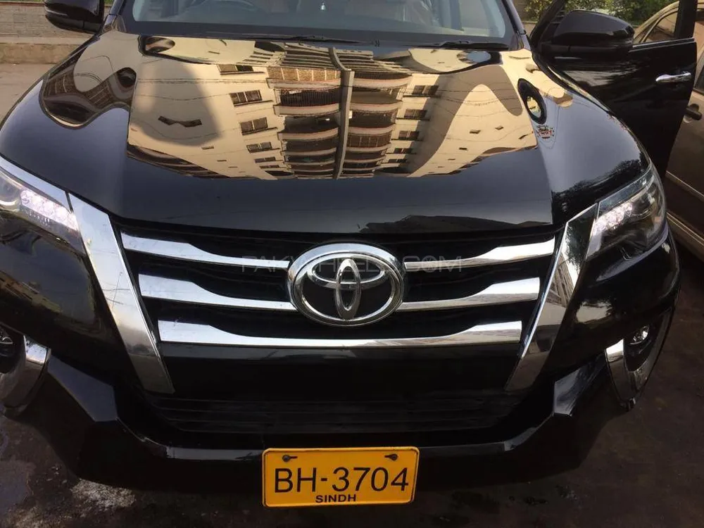 Toyota Fortuner 2019 for Sale in Karachi Image-1