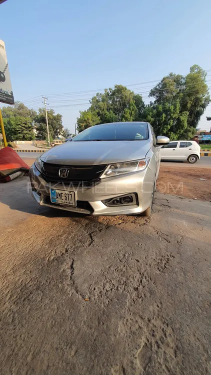 Honda Grace Hybrid 2015 for Sale in Sahiwal Image-1