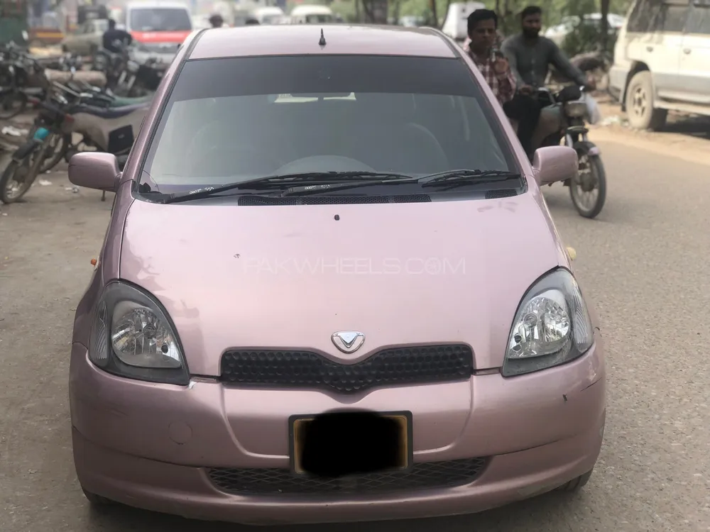 Toyota Vitz 1999 for Sale in Karachi Image-1