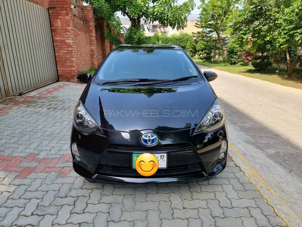 ٹویوٹا اکوا 2013 for Sale in لاہور Image-1