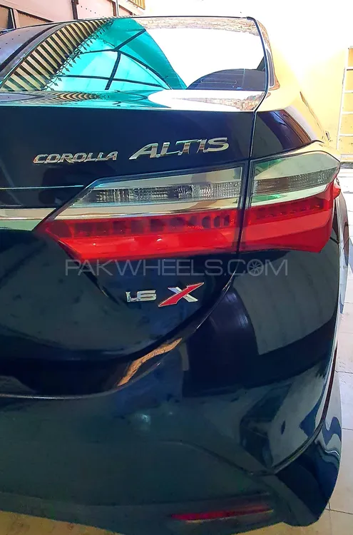 Toyota Corolla 2021 for Sale in Islamabad Image-1
