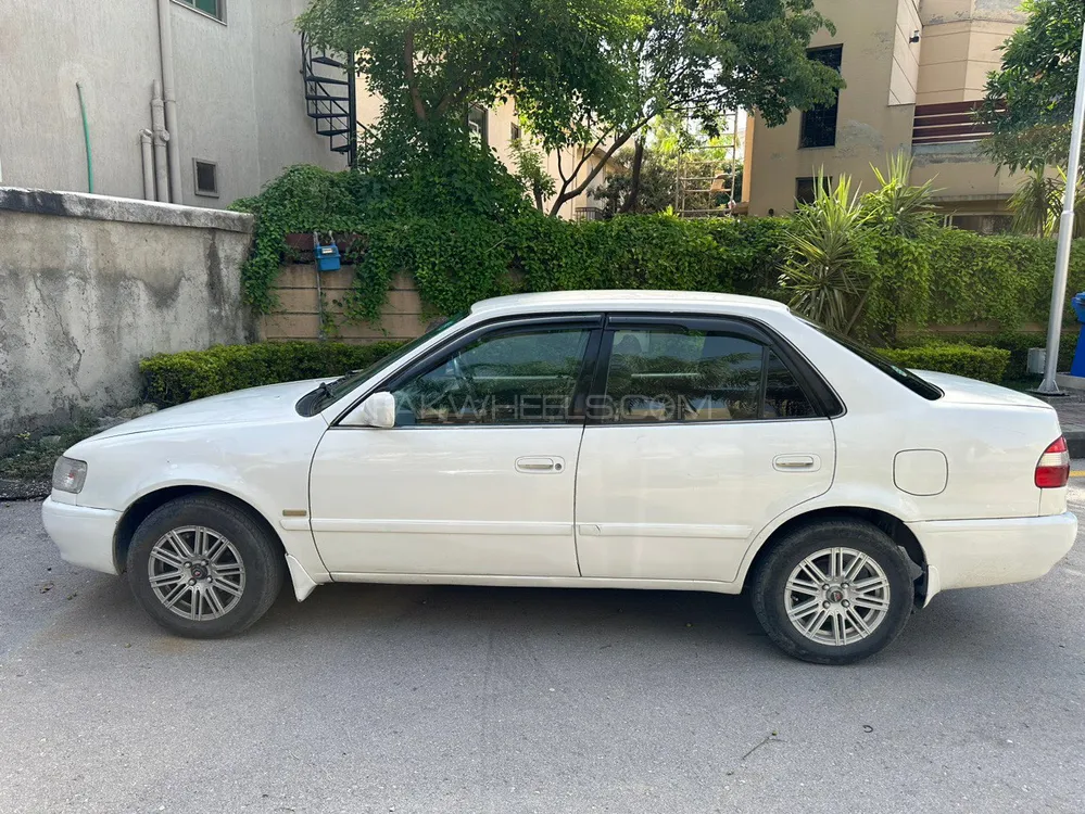 Toyota Corolla 1998 for Sale in Islamabad Image-1