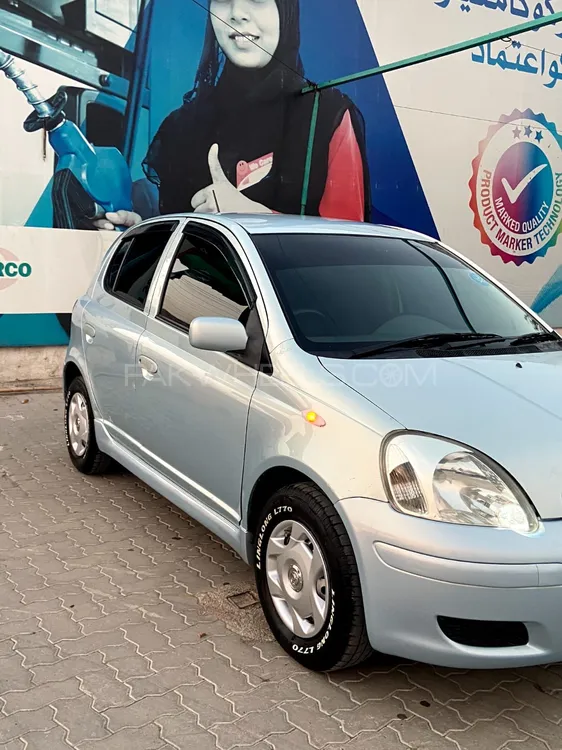 Toyota Vitz 2003 for Sale in Peshawar Image-1