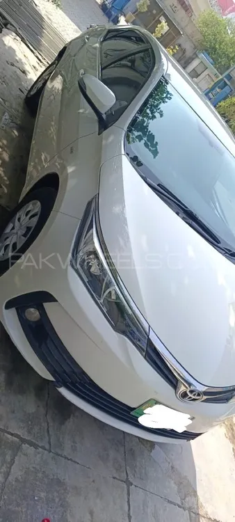 Toyota Corolla 2018 for Sale in Peshawar Image-1