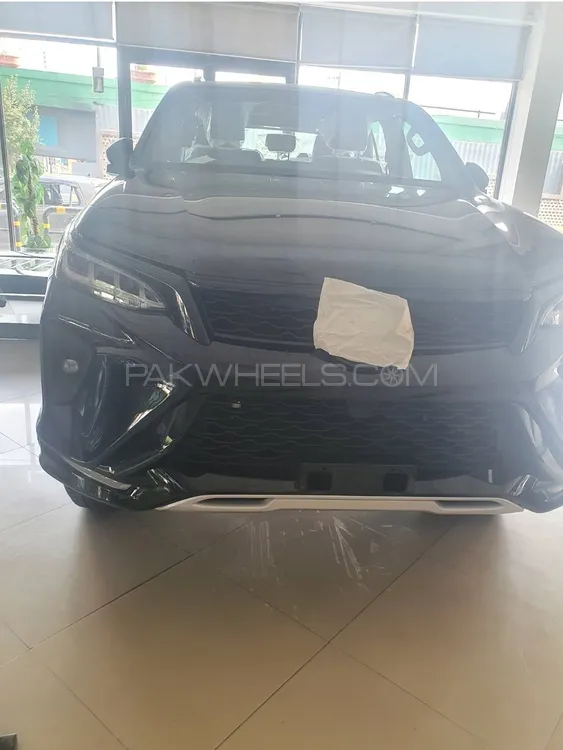 Toyota Fortuner 2023 for Sale in Lahore Image-1