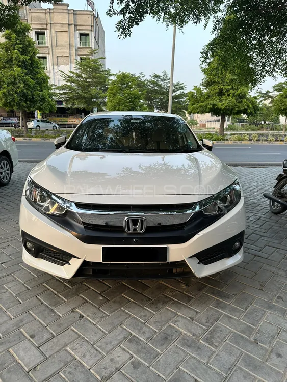 Honda Civic 2019 for Sale in Faisalabad Image-1