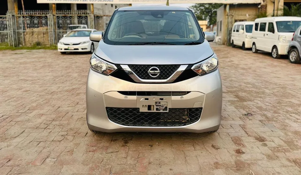 نسان ڈیز 2020 for Sale in گجرانوالہ Image-1