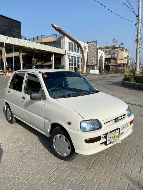 Daihatsu Cuore 2011 for Sale in Gujranwala Image-1