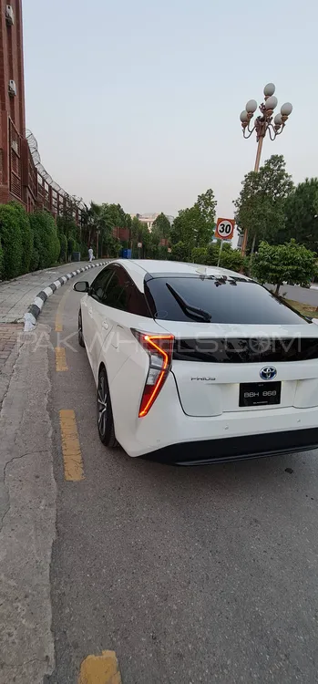 ٹویوٹا پریوس 2018 for Sale in راولپنڈی Image-1