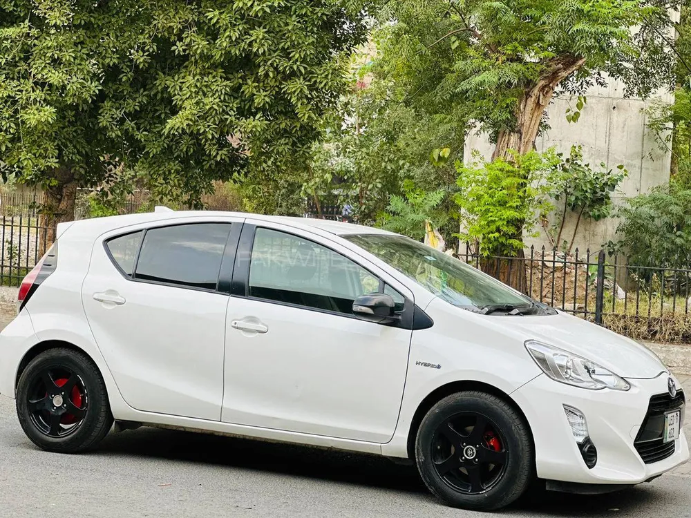 Toyota Aqua 2015 for Sale in Lahore Image-1