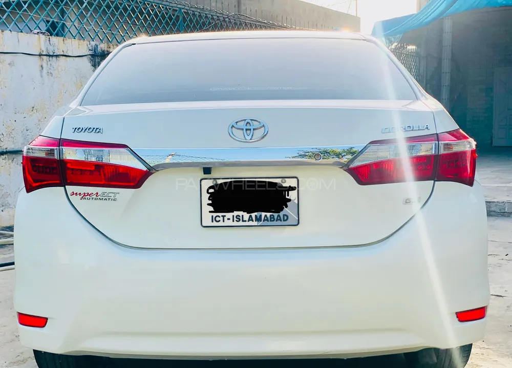 Toyota Corolla 2016 for Sale in Gujrat Image-1