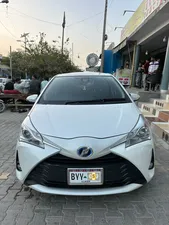Toyota Vitz Hybrid U 1.5 2017 for Sale