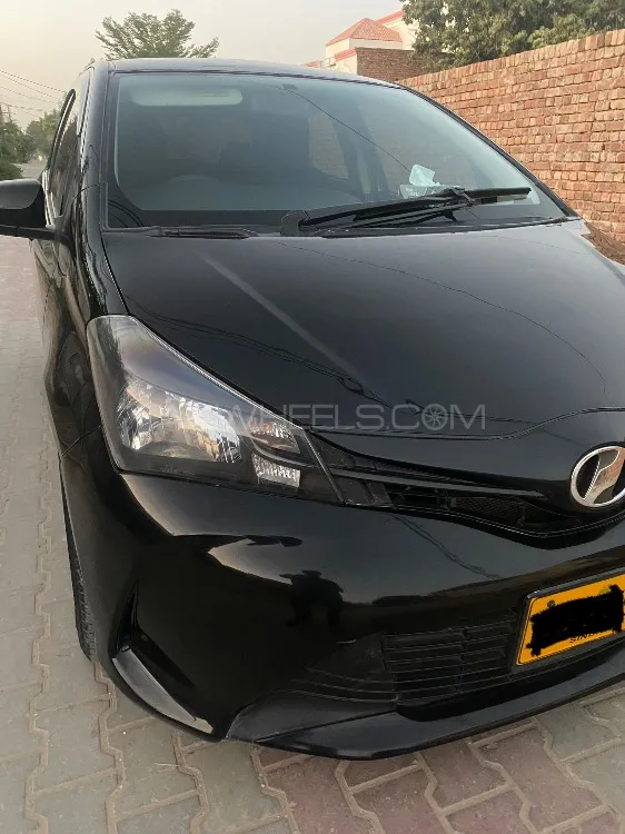 Toyota Vitz 2014 for Sale in Rahim Yar Khan Image-1