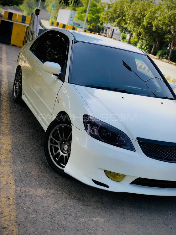 Honda Civic 2004 for Sale in Lahore Image-1