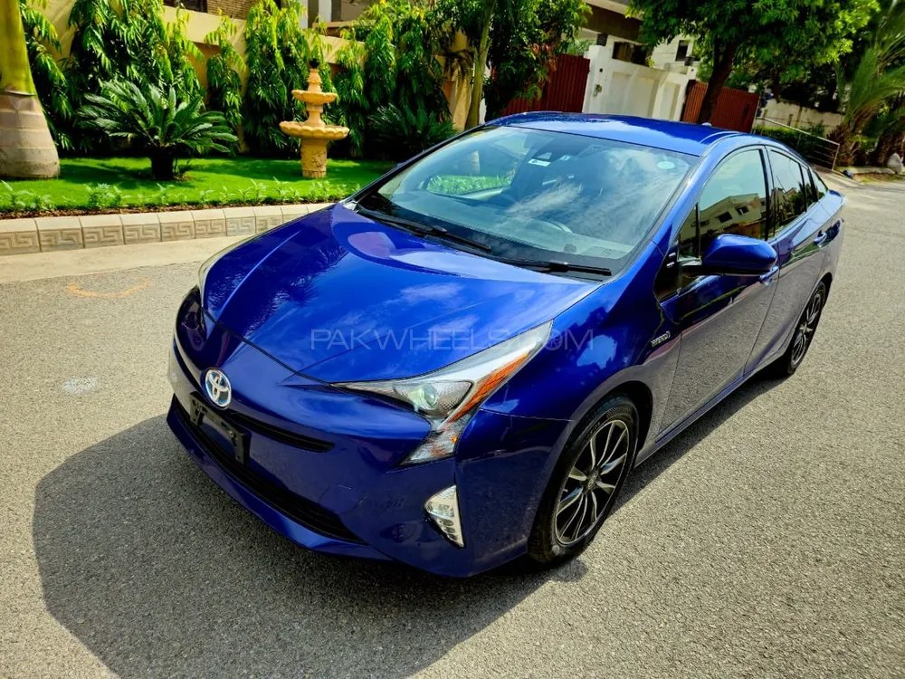 Toyota Prius 2016 for Sale in Rawalpindi Image-1