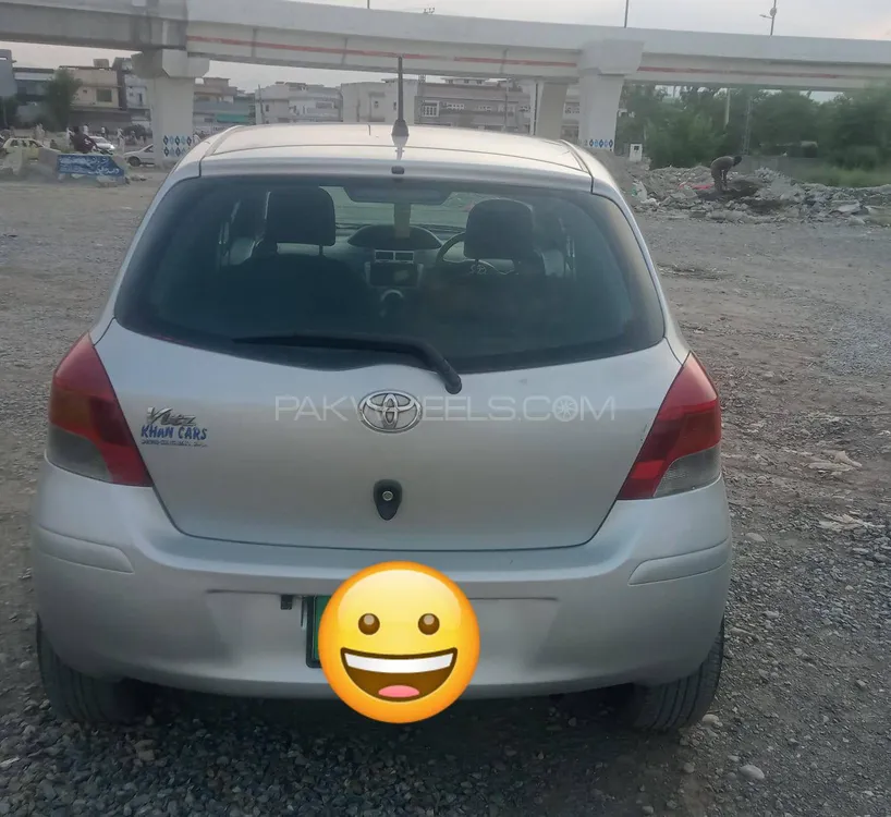 Toyota Vitz 2009 for Sale in Peshawar Image-1