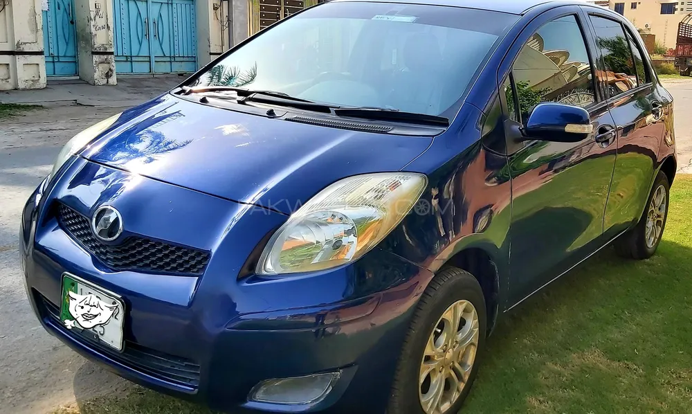 Toyota Vitz 2008 for Sale in Lahore Image-1