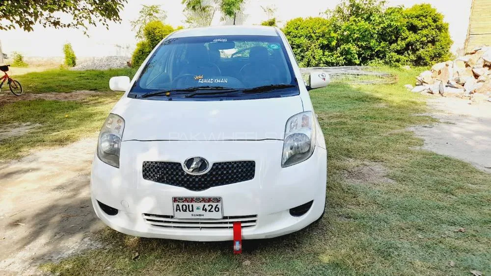 Toyota Vitz 2008 for Sale in Swabi Image-1