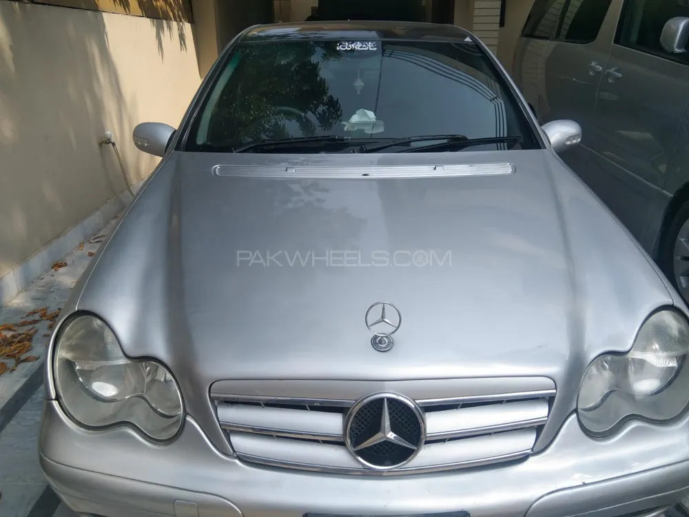 Mercedes Benz C Class 2003 for Sale in Rawalpindi Image-1