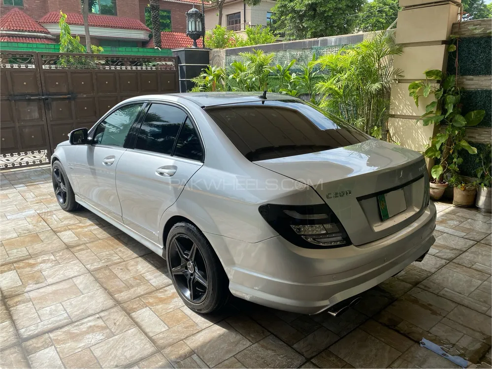 Mercedes Benz C Class 2007 for Sale in Gujranwala Image-1