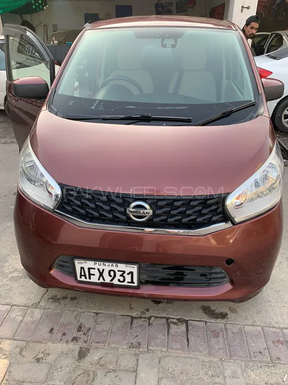 نسان ڈیز 2013 for Sale in لاہور Image-1