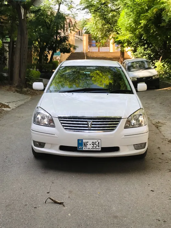 Toyota Premio 2004 for Sale in Islamabad Image-1