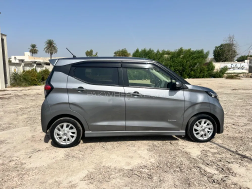 Nissan Dayz Highway Star 2023 for Sale in Dera ismail khan Image-1
