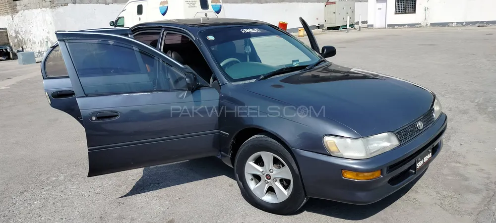 Toyota Corolla 1998 for Sale in Mardan Image-1