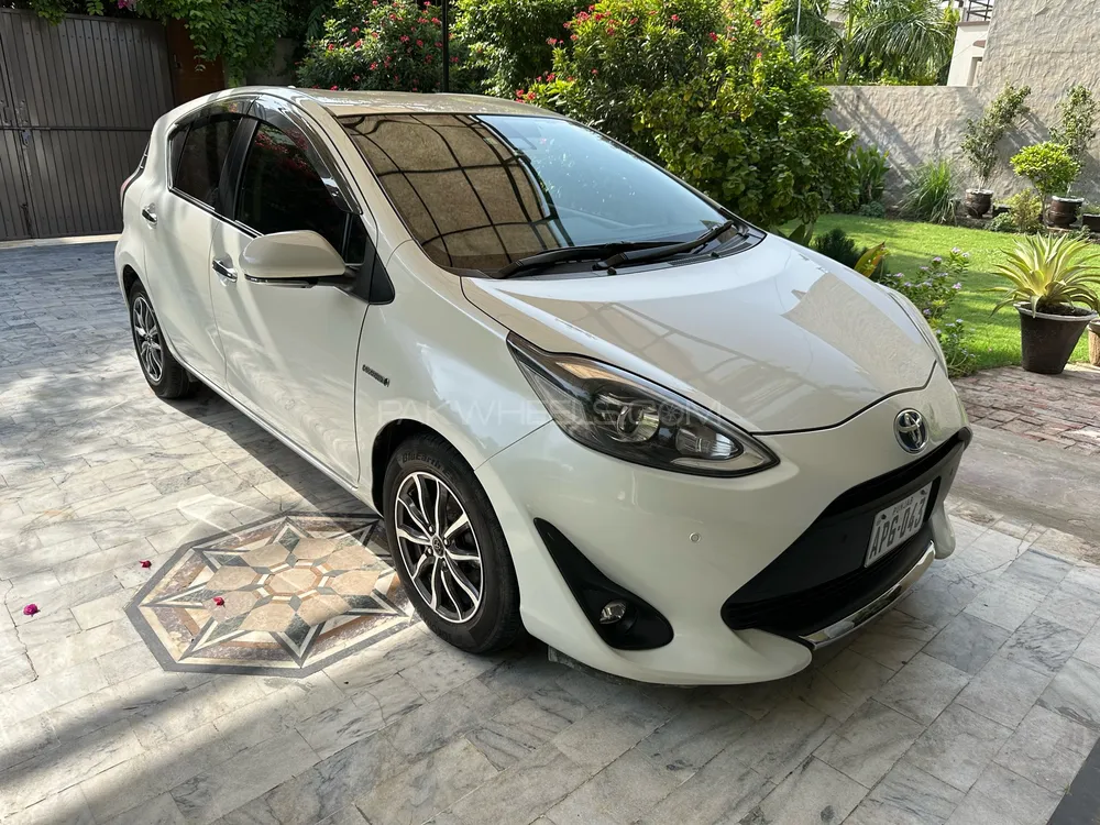 Toyota Aqua 2019 for Sale in Gojra Image-1