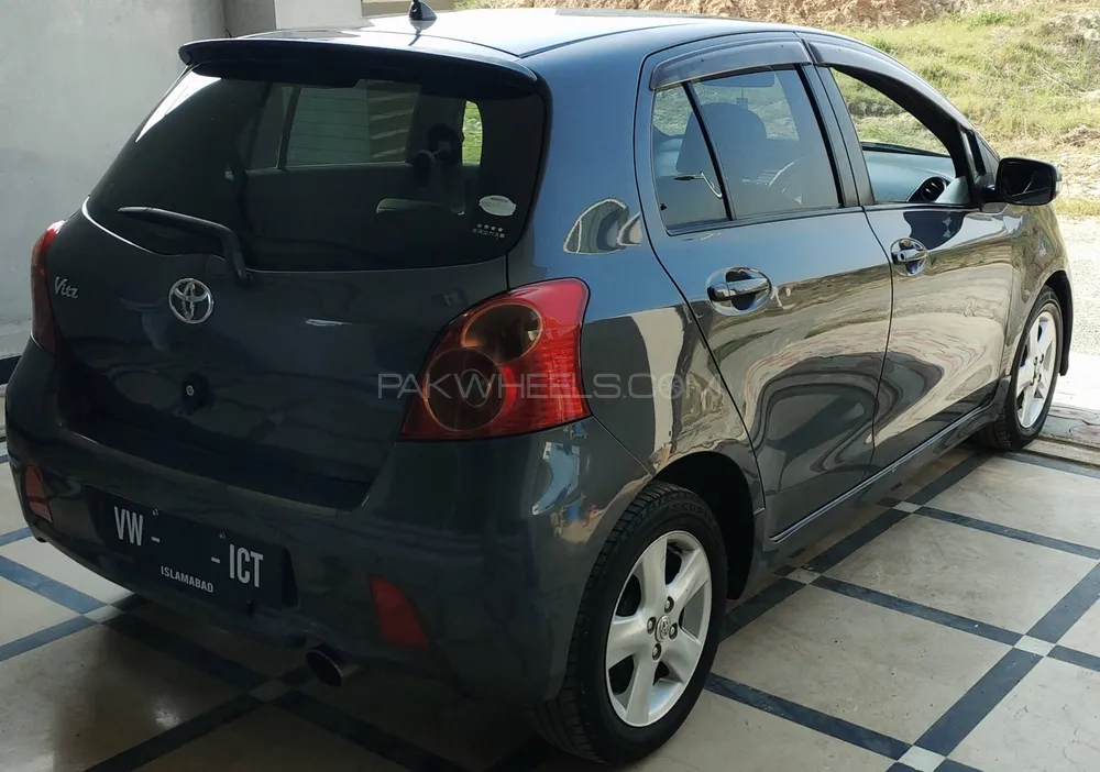 Toyota Vitz 2007 for Sale in Islamabad Image-1