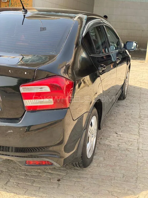 Honda City 2011 for Sale in Vehari Image-1