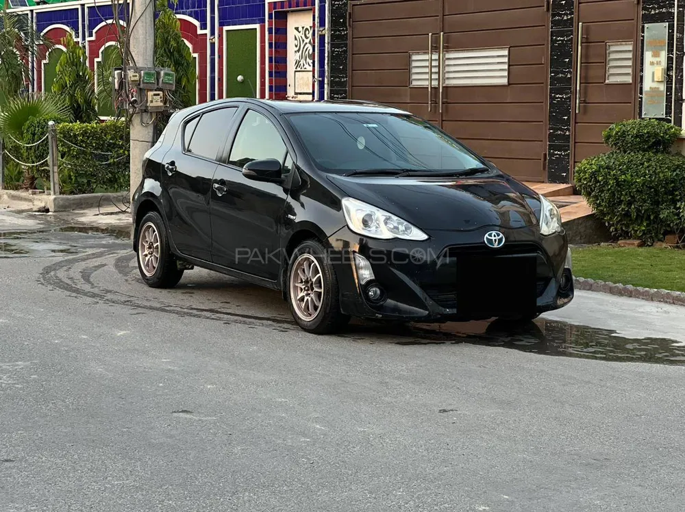 Toyota Aqua 2014 for Sale in Bahawalpur Image-1