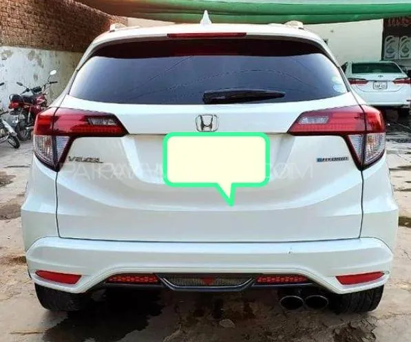 Honda Vezel 2016 for Sale in Bahawalpur Image-1