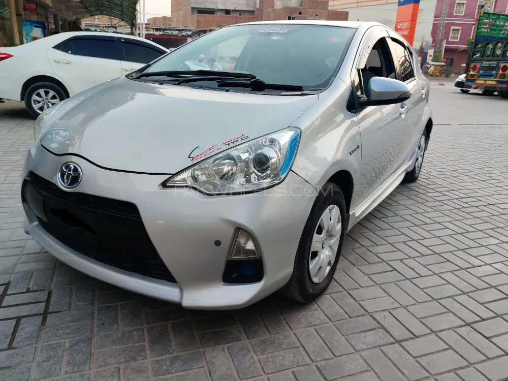 Toyota Aqua 2013 for Sale in Bannu Image-1