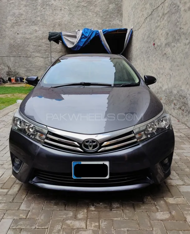 Toyota Corolla 2017 for Sale in Faisalabad Image-1