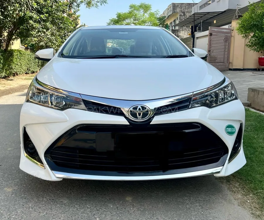 Toyota Corolla 2021 for Sale in Islamabad Image-1