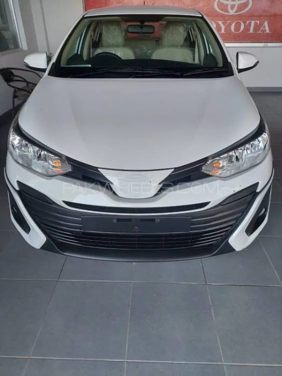 Toyota Yaris Sedan 2023 for Sale in Karachi Image-1