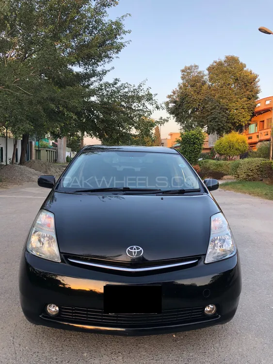 Toyota Prius 2007 for Sale in Islamabad Image-1