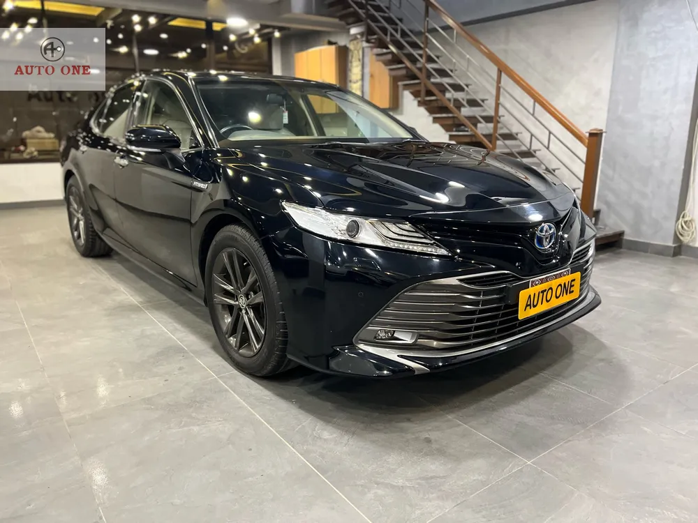 Toyota Camry 2019 for Sale in Karachi Image-1