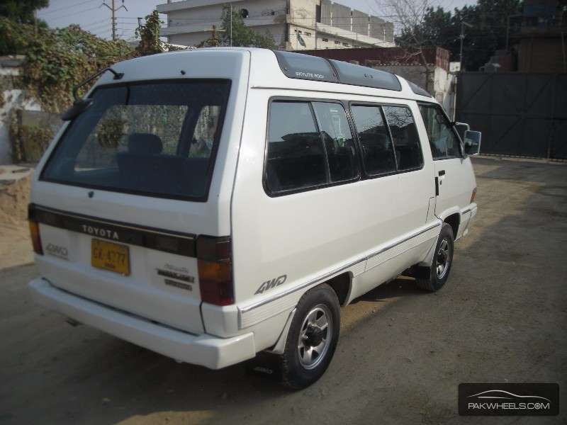 Toyota town ace 1987