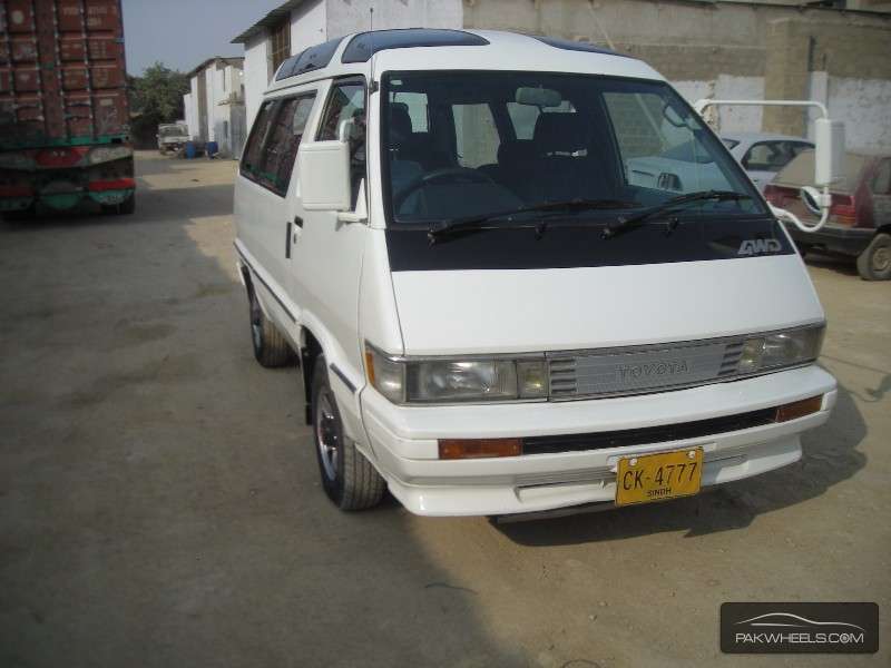 Toyota Town Ace 1987 for Sale in Karachi Image-1