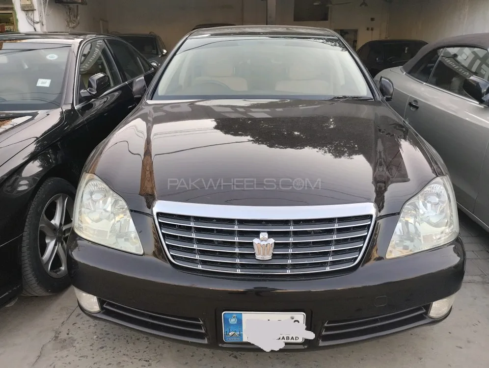 Toyota Crown 2006 for Sale in Lahore Image-1