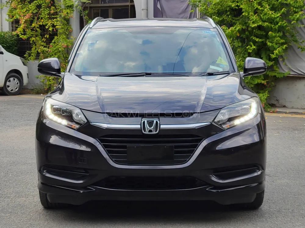 Honda HR-V 2016 for Sale in Lahore Image-1