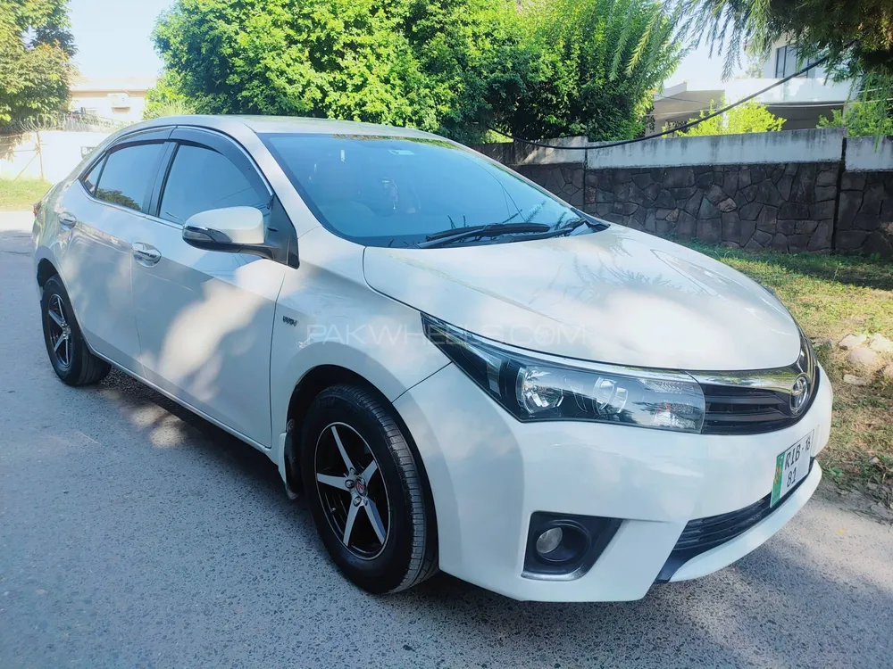 Toyota Corolla 2016 for Sale in Islamabad Image-1