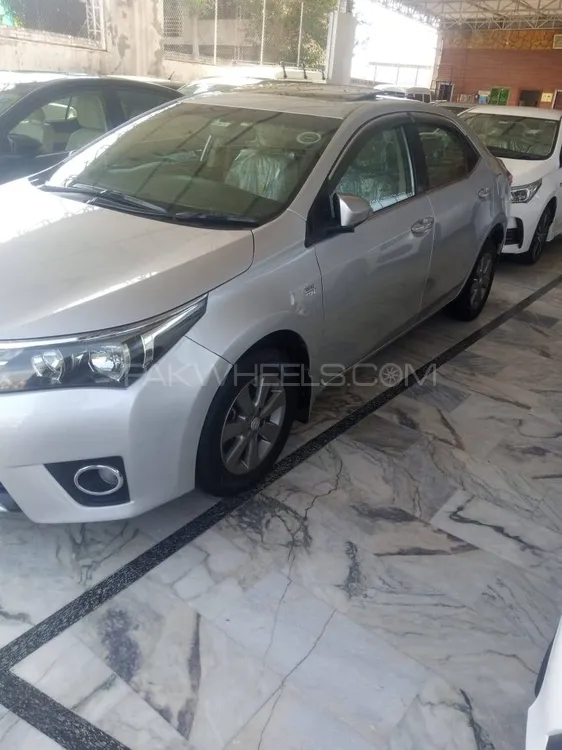 Toyota Corolla 2016 for Sale in Peshawar Image-1