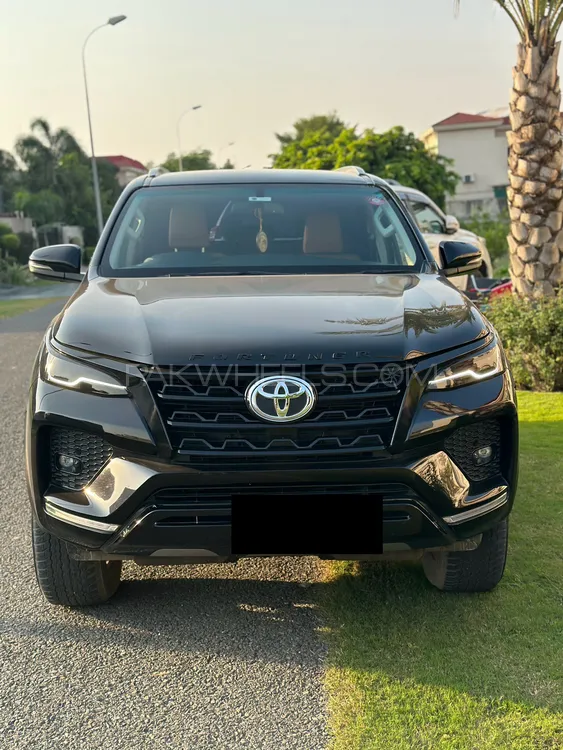 Toyota Fortuner 2022 for Sale in Lahore Image-1