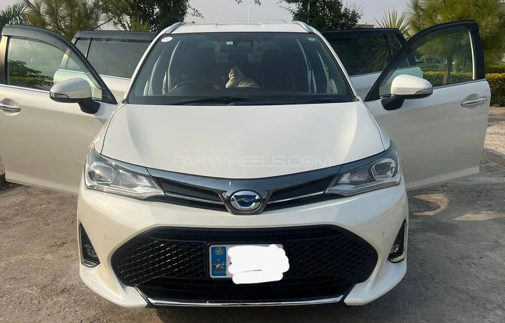 Toyota Corolla Fielder 2018 for sale in Islamabad