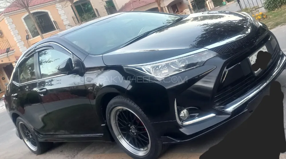 Toyota Corolla 2018 for Sale in Lahore Image-1