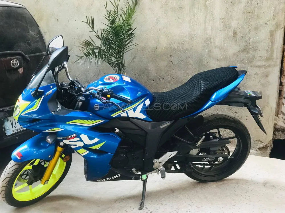 Gixxer 150 online motogp