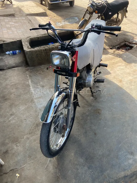 Used Honda CG 125 2021 Bike for sale in Karachi - 502744 | PakWheels